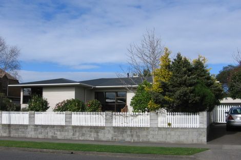 Photo of property in 10 Dittmer Drive, Awapuni, Palmerston North, 4412