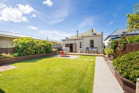 Photo of property in 43 Helena Street, Forbury, Dunedin, 9012