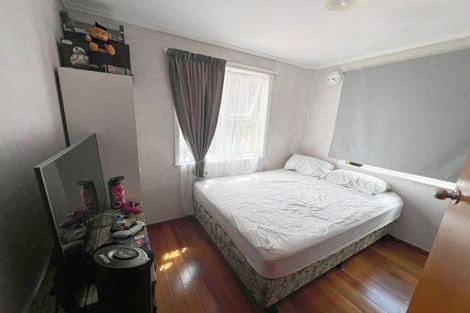 Photo of property in 41 St Leonards Road, Kelston, Auckland, 0602