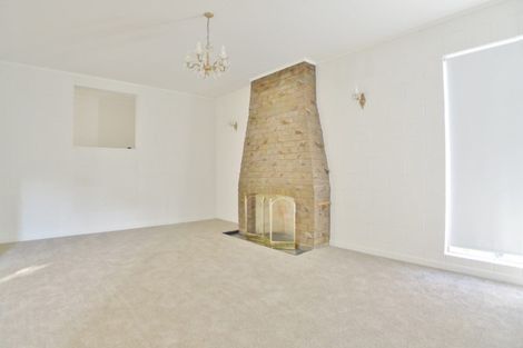 Photo of property in 192 Henderson Valley Road, Henderson, Auckland, 0612