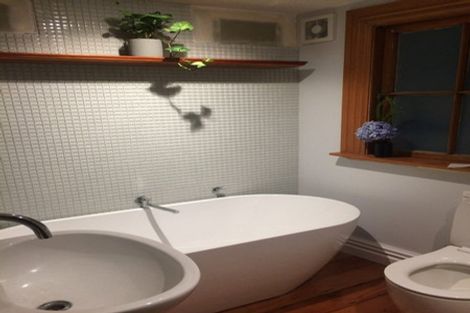 Photo of property in 146 Upland Road, Kelburn, Wellington, 6012