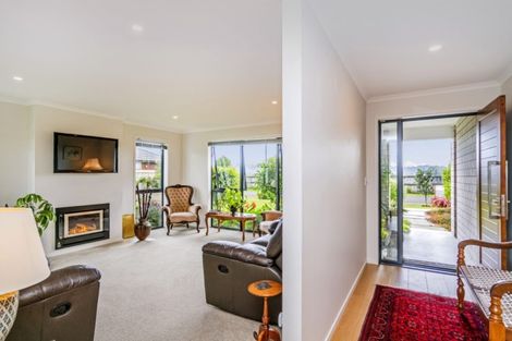 Photo of property in 24 Debenham Drive, Whitianga, 3510