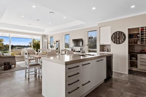 Photo of property in 18 Belgrave Close, Bethlehem, Tauranga, 3110