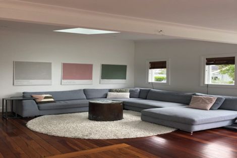 Photo of property in 1/47 Birkdale Road, Birkdale, Auckland, 0626