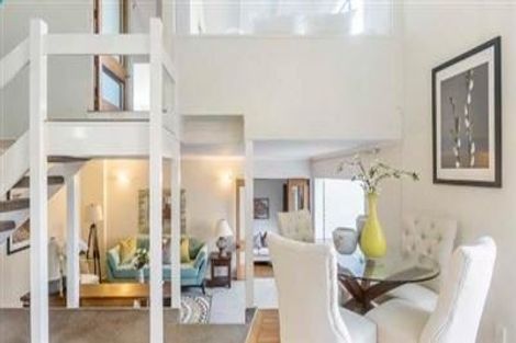 Photo of property in 1/10 Titiwai Place, Birkenhead, Auckland, 0626