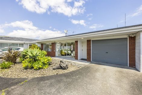 Photo of property in 2/181 Shirley Road, Papatoetoe, Auckland, 2025