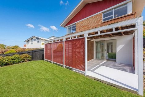 Photo of property in 1/15 Zion Road, Birkenhead, Auckland, 0626