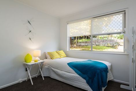 Photo of property in 16 Kirby Street, Glendene, Auckland, 0602