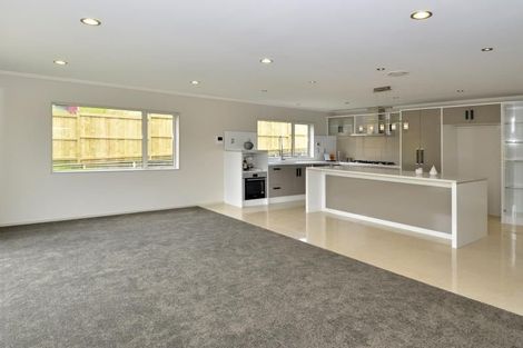 Photo of property in 11 Henriette Place, The Gardens, Auckland, 2105