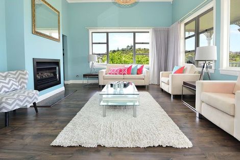 Photo of property in 1047 Whangaparaoa Road, Tindalls Beach, Whangaparaoa, 0930