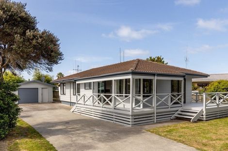 Photo of property in 86 Eversham Road, Mount Maunganui, 3116