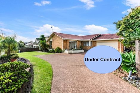 Photo of property in 16 Hayes Place, Half Moon Bay, Auckland, 2012