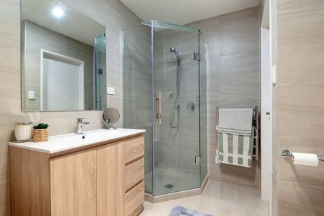 Photo of property in 8/26 Long Bay Drive, Torbay, Auckland, 0630