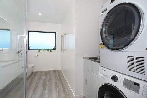 Photo of property in 7b Terrace Street, Marton, 4710