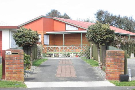 Photo of property in 13 Sheffield Place, Springvale, Whanganui, 4501