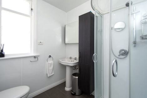 Photo of property in 53 Thackeray Place, Waltham, Christchurch, 8023