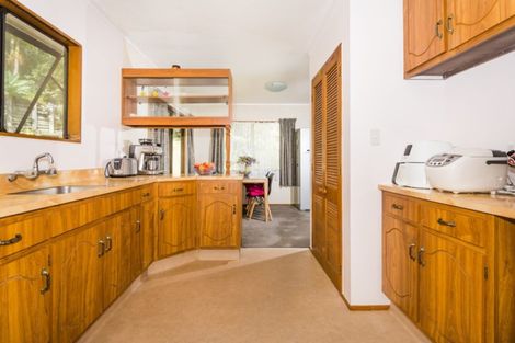 Photo of property in 2/2 Danbury Drive, Torbay, Auckland, 0630