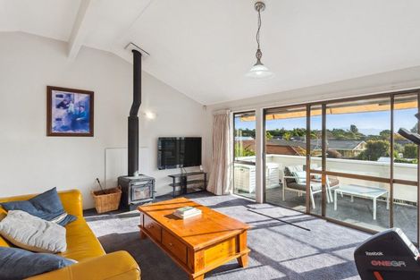 Photo of property in 4 Belvedere Avenue, Waikanae, 5036