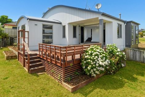 Photo of property in 7 Maddison Place, Welcome Bay, Tauranga, 3112