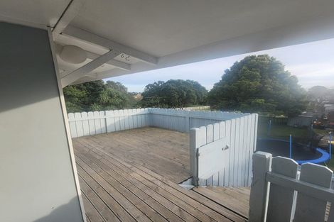 Photo of property in 19 Cook Street, Marfell, New Plymouth, 4310