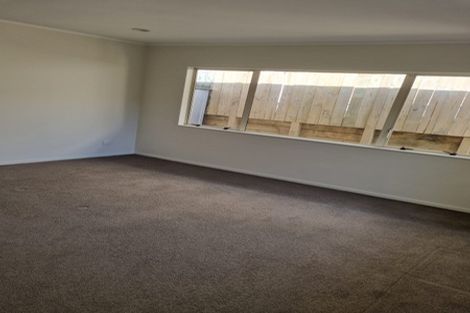 Photo of property in 1/7 Thurston Place, Bucklands Beach, Auckland, 2012