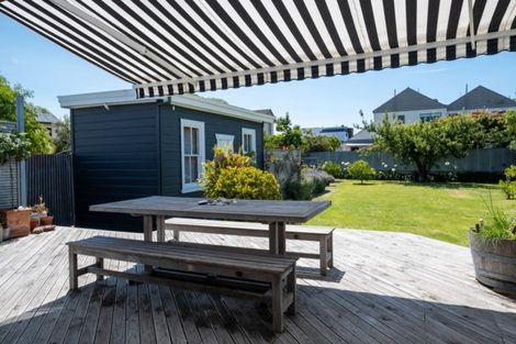 Photo of property in 12 Meeanee Quay, Westshore, Napier, 4110