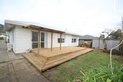 Photo of property in 18 Palm Avenue, Stoke, Nelson, 7011