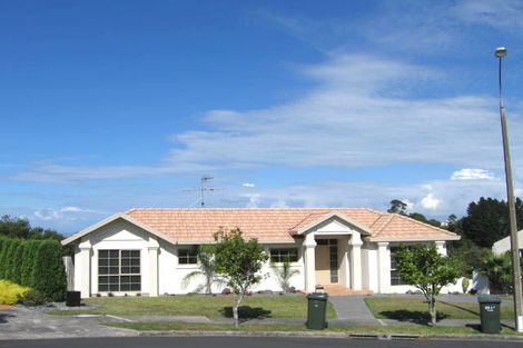 Photo of property in 11 Elsfield Place, Torbay, Auckland, 0630