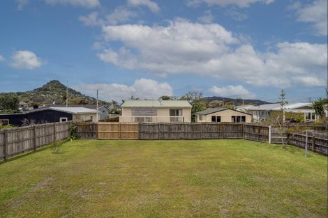 Photo of property in 37 Hornsea Road, Tairua, 3508