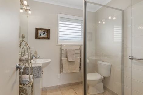 Photo of property in 12 Courtney Lane, Matakana, Warkworth, 0985