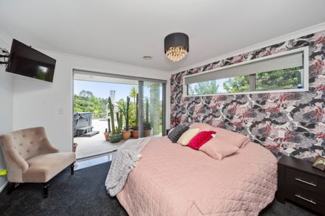 Photo of property in 321a Mangorei Road, Merrilands, New Plymouth, 4312