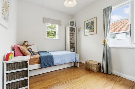 Photo of property in 20 Derby Street, Devonport, Auckland, 0624