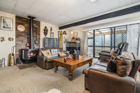 Photo of property in 18 Sunrise Avenue, Owhata, Rotorua, 3010