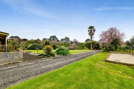 Photo of property in 18 Onaero Beach Road, Onaero, Waitara, 4383