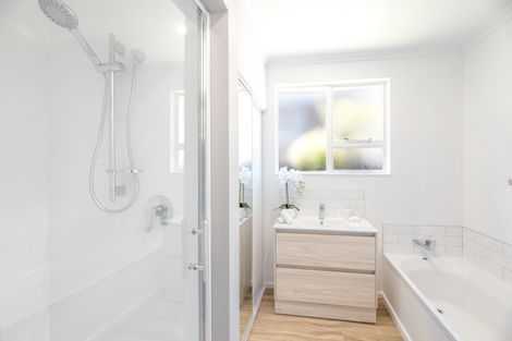 Photo of property in 1/44 Cutts Road, Russley, Christchurch, 8042