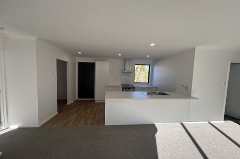 Photo of property in 71 Vipond Road, Stanmore Bay, Whangaparaoa, 0932