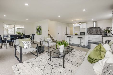 Photo of property in 47 Terrasini Drive, Flat Bush, Auckland, 2019