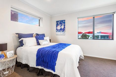 Photo of property in 5/89 Hobsonville Point Road, Hobsonville, Auckland, 0616