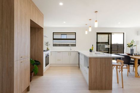 Photo of property in 10 Oralee Terrace, Peacocke, Hamilton, 3206