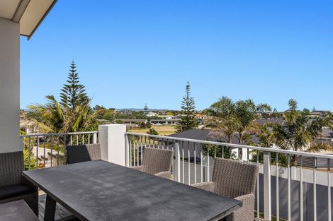 Photo of property in 24 Ocean View Road, Coastlands, Whakatane, 3120