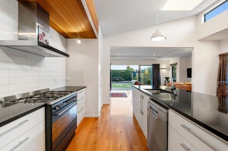 Photo of property in 11 Simeon Street, Spreydon, Christchurch, 8024