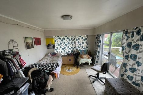 Photo of property in 2/176 Archers Road, Glenfield, Auckland, 0629