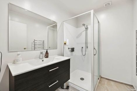 Photo of property in 2/26 Stanaway Street, Hillcrest, Auckland, 0627