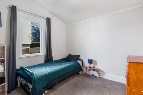 Photo of property in 396 Kaikorai Valley Road, Bradford, Dunedin, 9011