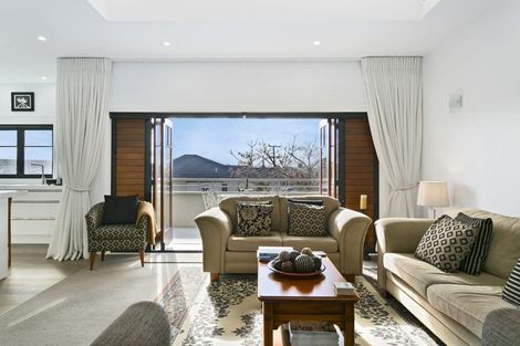 Photo of property in 81 Rokino Road, Hilltop, Taupo, 3330