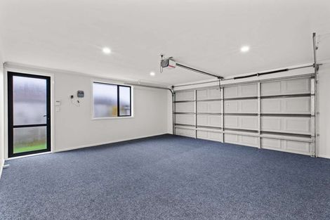 Photo of property in 24 Mt Lebanon Crescent, The Gardens, Auckland, 2105