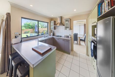 Photo of property in 33 Croftview Road, Wattle Downs, Auckland, 2103
