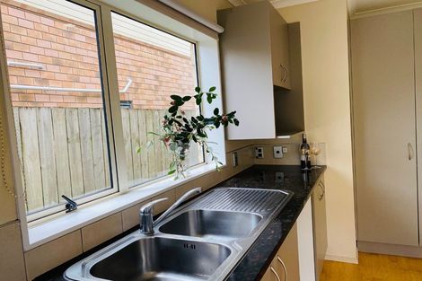 Photo of property in 9 Maypark Crescent, Flat Bush, Auckland, 2016