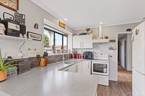 Photo of property in 16 Matthews Street, Kaiapoi, 7630