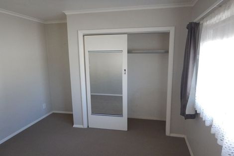 Photo of property in 13a Seaview Road, Marfell, New Plymouth, 4310